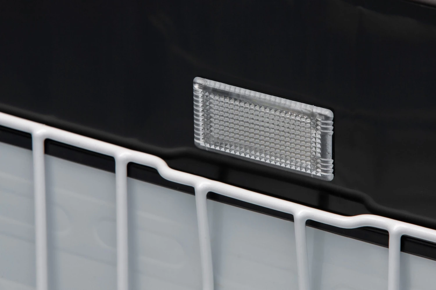 ARB® 10801472 - Classic Series II 12V DC 1.7 Cu Ft Portable Refrigerator And Freezer 15 ARB® 10801472 - Classic Series II 12V DC 1.7 Cu Ft Portable Refrigerator And Freezer - Image 15