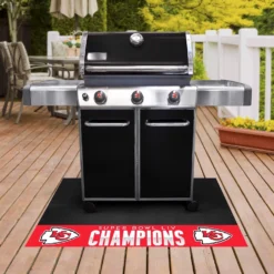 FanMats® 27180 - NFL "Kansas City Chiefs" 26" X 42" Grill Mat With "Super Bowl LIV Champions" Logo