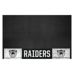 FanMats® 32649 - NFL "Las Vegas Raiders" 26" X 42" Grill Mat With "Retro Raider Shield" Logo