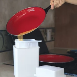 Camco® - White Grease Storage Container -Magma Store 42281 2 1