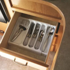 Camco® - Plastic Adjustable Cutlery Tray -Magma Store 43503 2 1