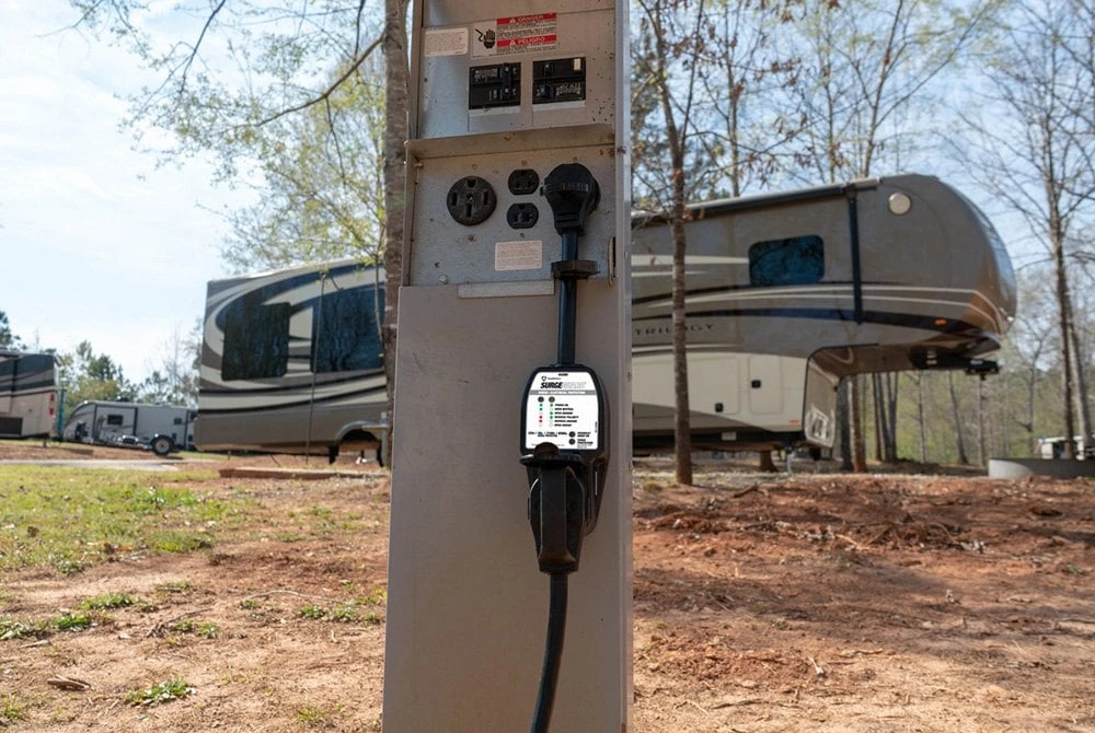 Southwire® 44280 - Surge Guard™ 30A Surge+ Electrical Protection 2 Southwire® 44280 - Surge Guard™ 30A Surge+ Electrical Protection - Image 2