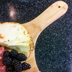 Camco® - Bamboo Pizza Peel -Magma Store 53000 13