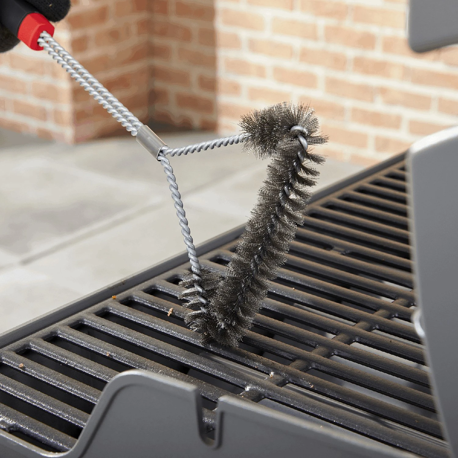 Weber® 6278 - 18" Three-Sided Grill Brush 4 Weber® 6278 - 18" Three-Sided Grill Brush - Image 4