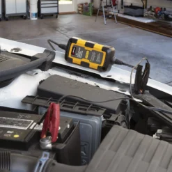 Wagan® 7402 - 12 V Intelligent Fully Automatic Battery Charger And Maintainer -Magma Store 7402 16