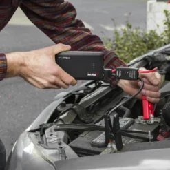 Wagan® - IOnBoost™ Slim 12 V Compact Lithium Jump Starter And Power Bank With Flashlight -Magma Store 7504 9 scaled