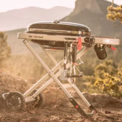 Weber® 9010001 - Traveler Portable Liquid Propane Gas Grill -Magma Store 9010001 8