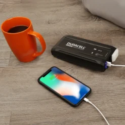 Duracell® - 12 V Compact Lithium Emergency Jump Starter With Bluetooth 17 Duracell® - 12 V Compact Lithium Emergency Jump Starter With Bluetooth -Magma Store drljs110b 7