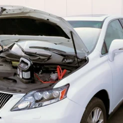 Schumacher® - Ultracapacitor™ 12 V Portable Hybrid Battery Jump Starter -Magma Store dsr132 4