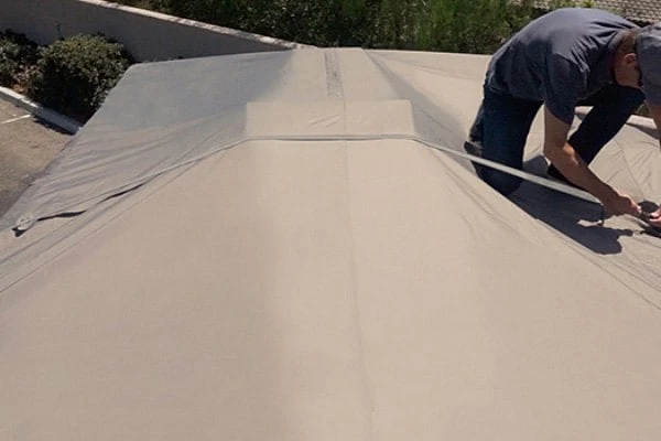 Eevelle® GLRVA3032T - Goldline™ Class A Motorhome Cover (Tan, Up To 32') 4 Eevelle® GLRVA3032T - Goldline™ Class A Motorhome Cover (Tan, Up To 32') - Image 4